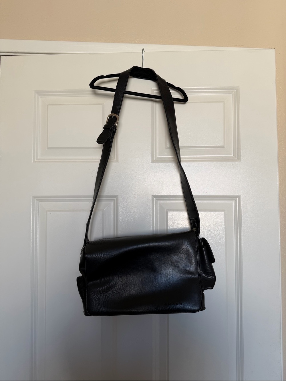 Vintage Coach Messenger Crossbody Bag Black